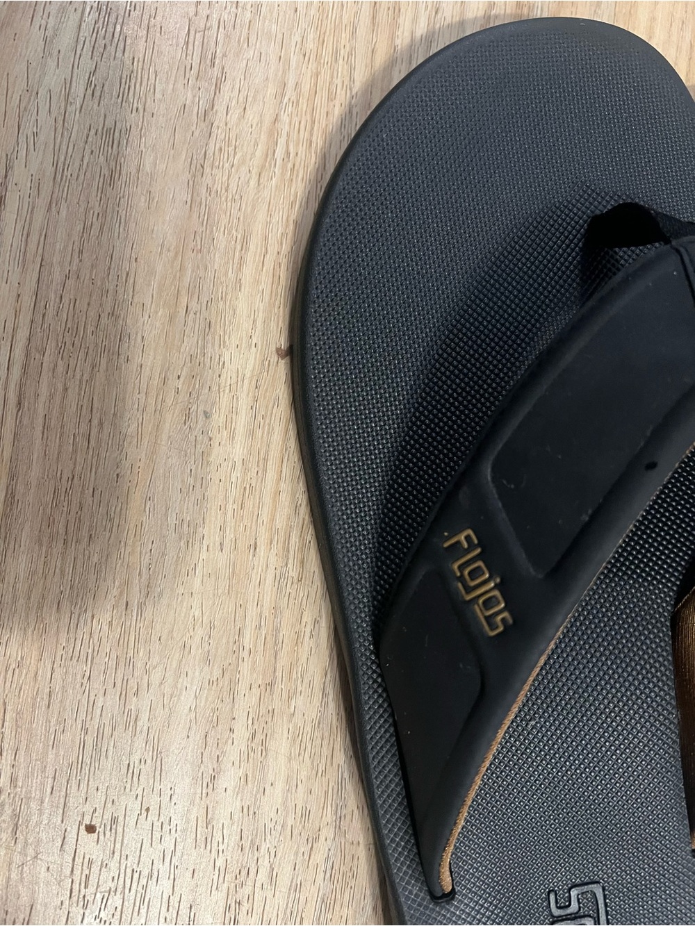 Flojos Men's Black and Brown Trim Slip-On Sandals